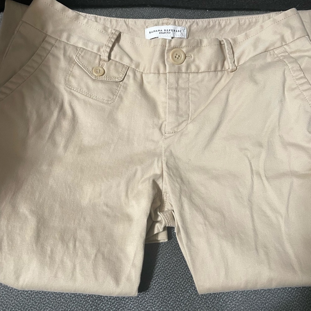 Women’s banana republic khakis
